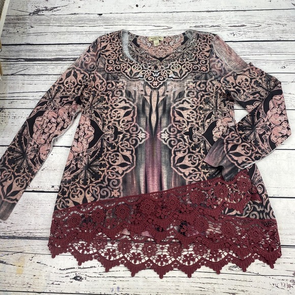 ONE WORLD Tops - One World Boho Printed Tunic Top Long Sleeve Lace Crochet Hem Burgundy Small